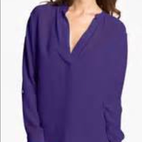Two by Vince Camuto Tops - Beautiful Vince Camuto Blouse